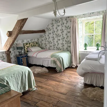 The Pink House Guest House Brecon Exterior photo
