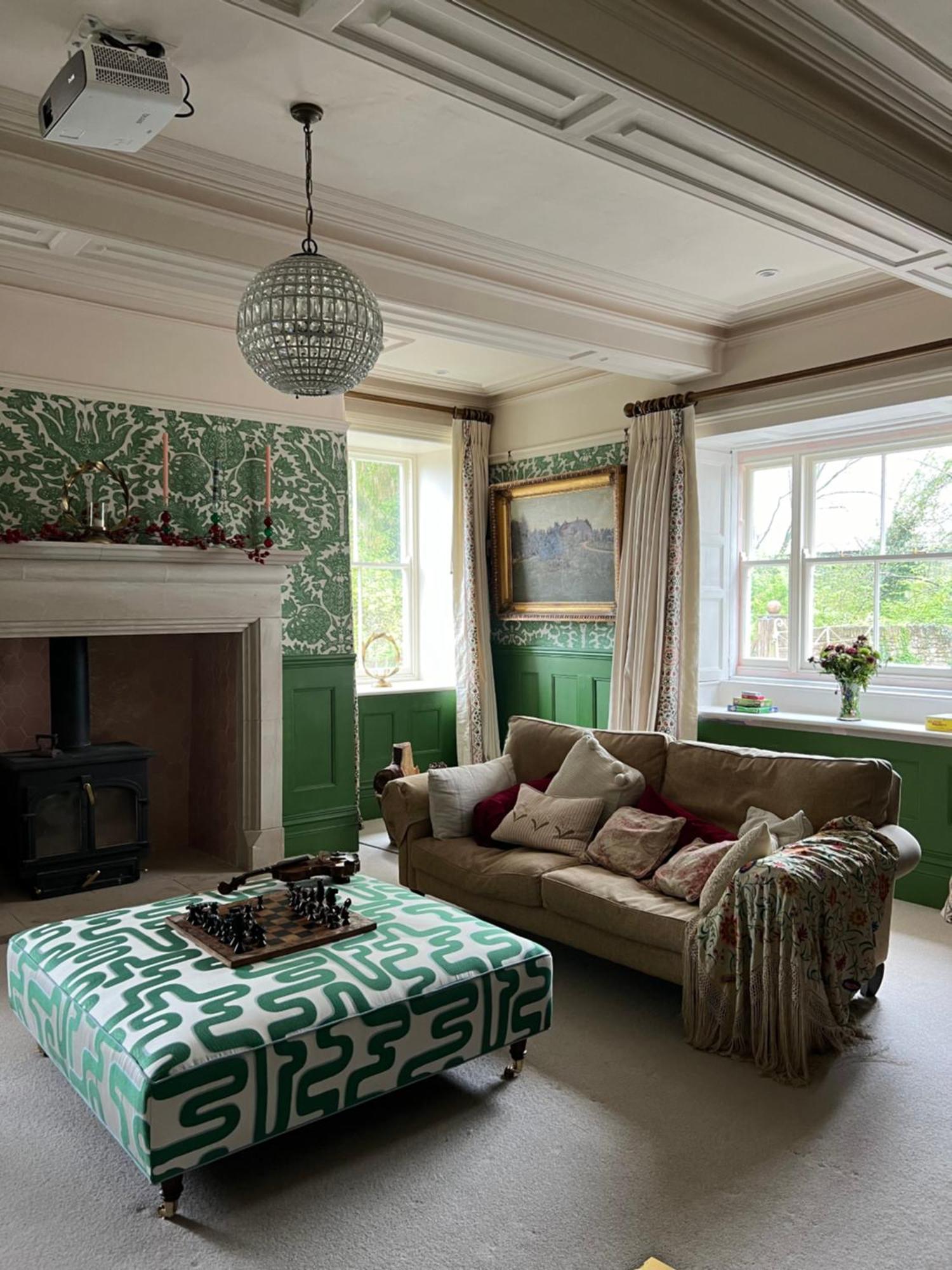 The Pink House * Brecon
